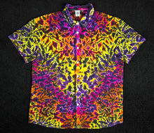 Load image into Gallery viewer, Medium Inferno scrunch Button down
