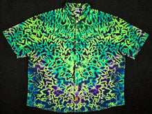 Load image into Gallery viewer, 3XL Northern Lights Scrunch Button Down
